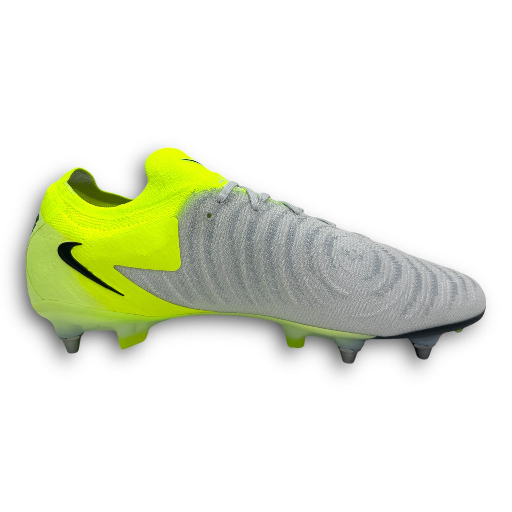 Nike Phantom GX2 Elite SG PRO