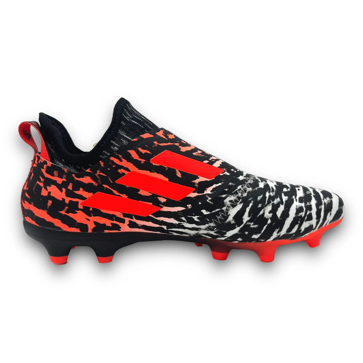 Adidas glitch FG/AG